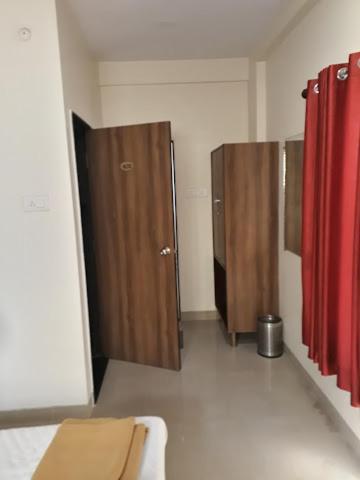 Hotel Visau,Shirdi Exteriör bild
